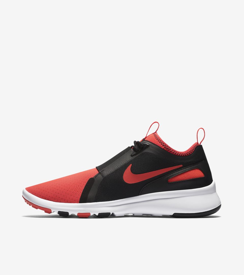 nike current slip on