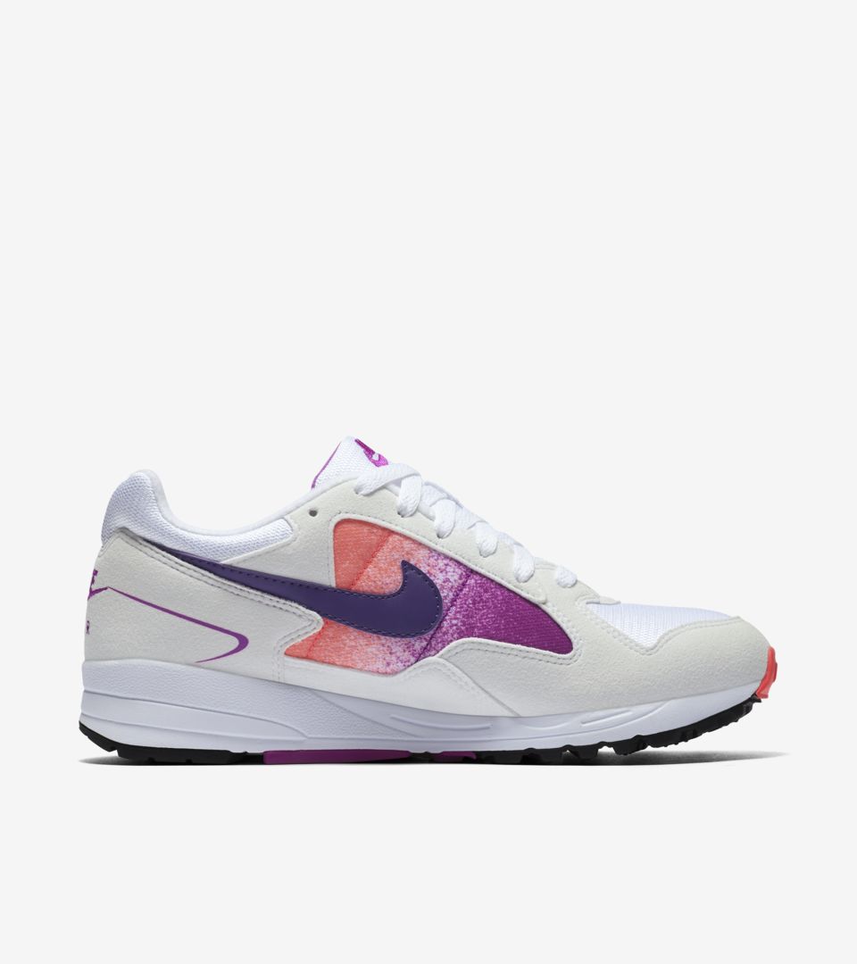 Women's Nike Air Skylon 2 'White & Solar Red' Release Date ... Women's Nike Air Skylon 2 'White & Solar Red' Release Date ...