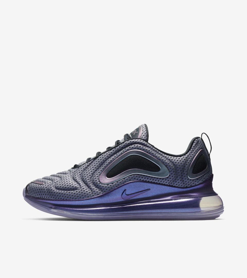 Nike Air Max 720 'Metallic Silver & Black' Release Date Nike Air Max 720 'Metallic Silver & Black' Release Date