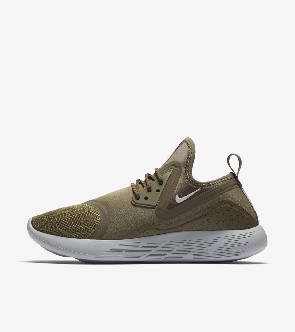 LUNARCHARGE ESSENTIAL PARA MUJER LUNARCHARGE ESSENTIAL PARA MUJER