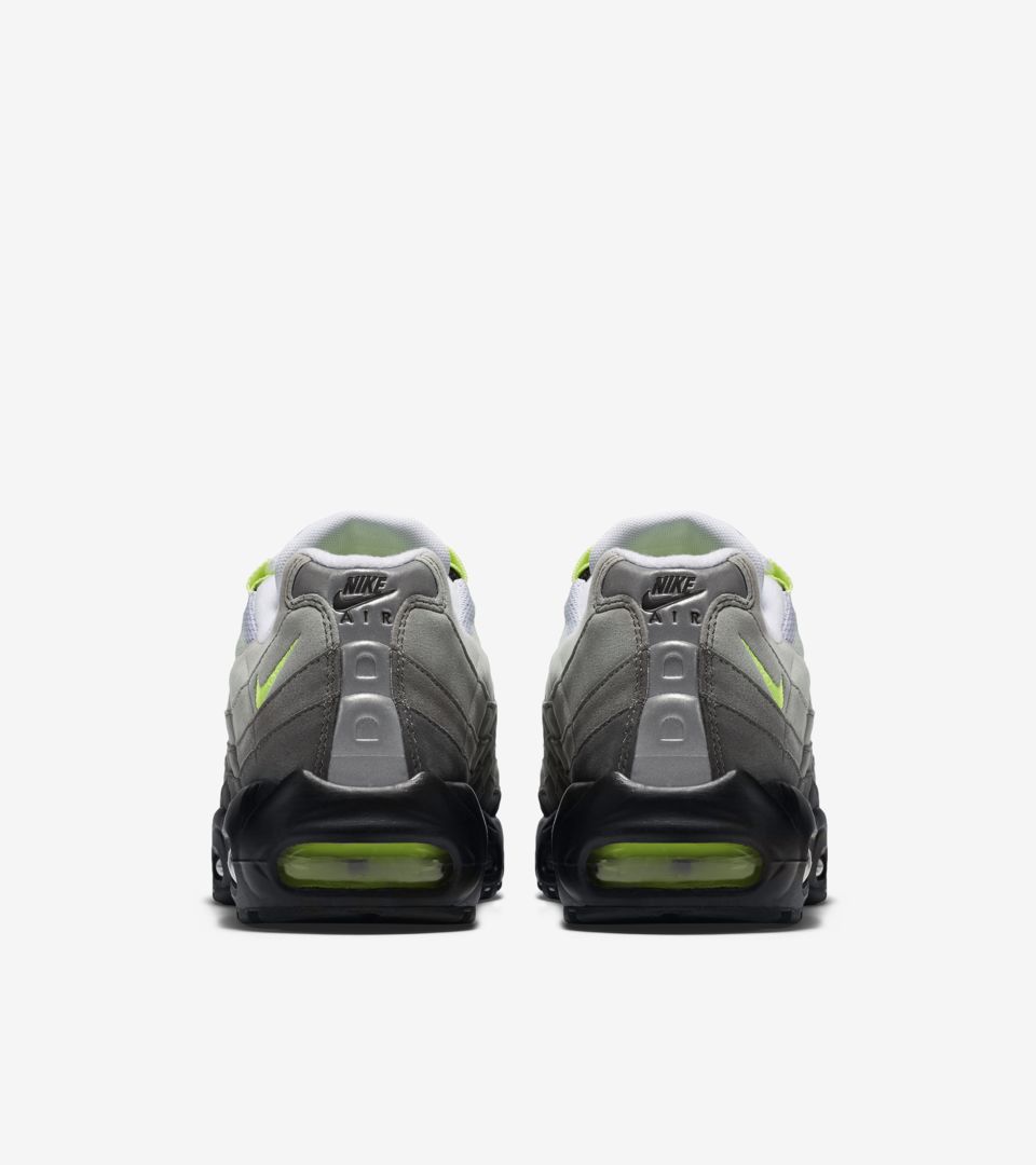 Nike Air Max 95 'Neon'. Nike⁠+ SNKRS