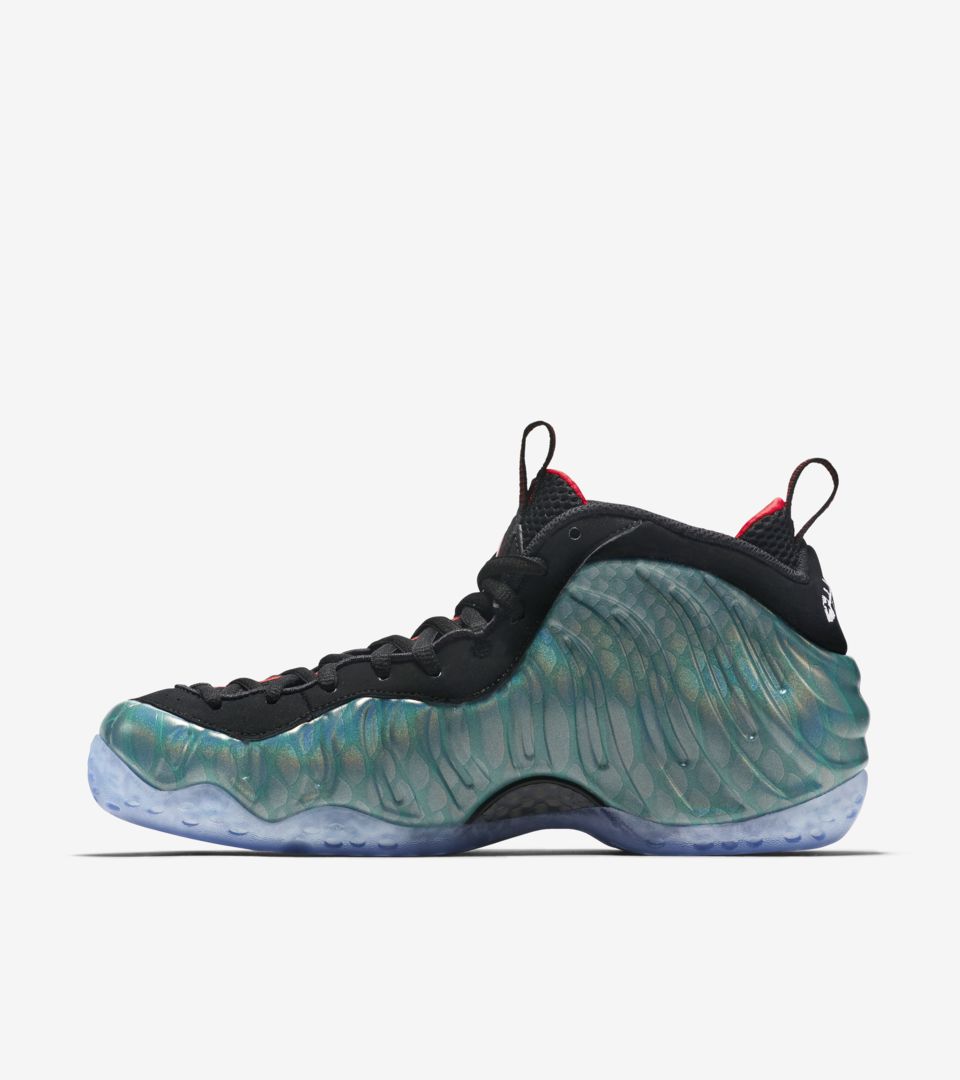 air foamposite one sneaker