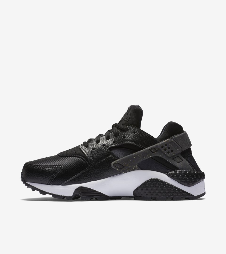 WMNS SB50 NIKE AIR HUARACHE RUN WMNS SB50 NIKE AIR HUARACHE RUN