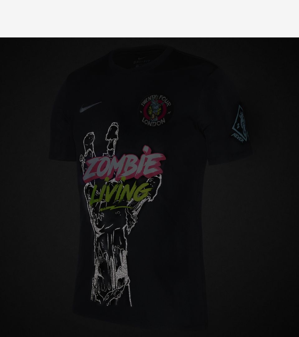 Nike By 24 London 合作球衣 Nike By 24 London 合作球衣