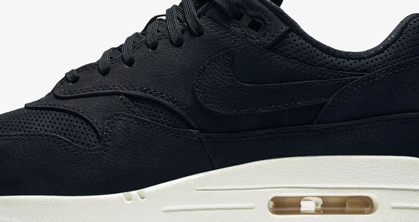 nike air max 1 black womens