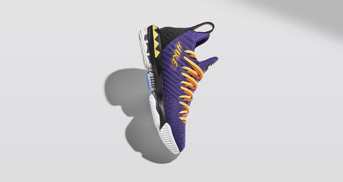 nike lebron 16 italia