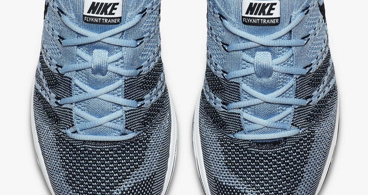 nike flyknit blue