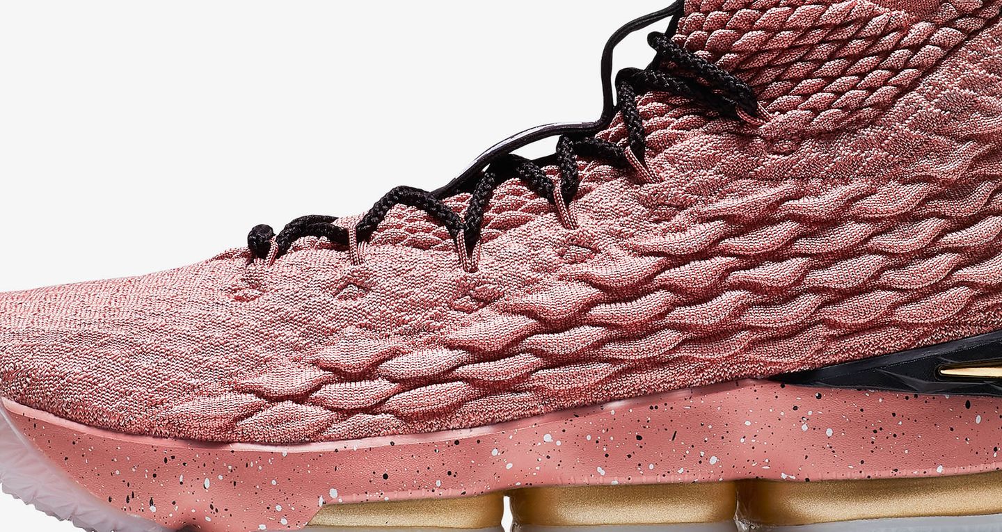 nike lebron 15 rosa