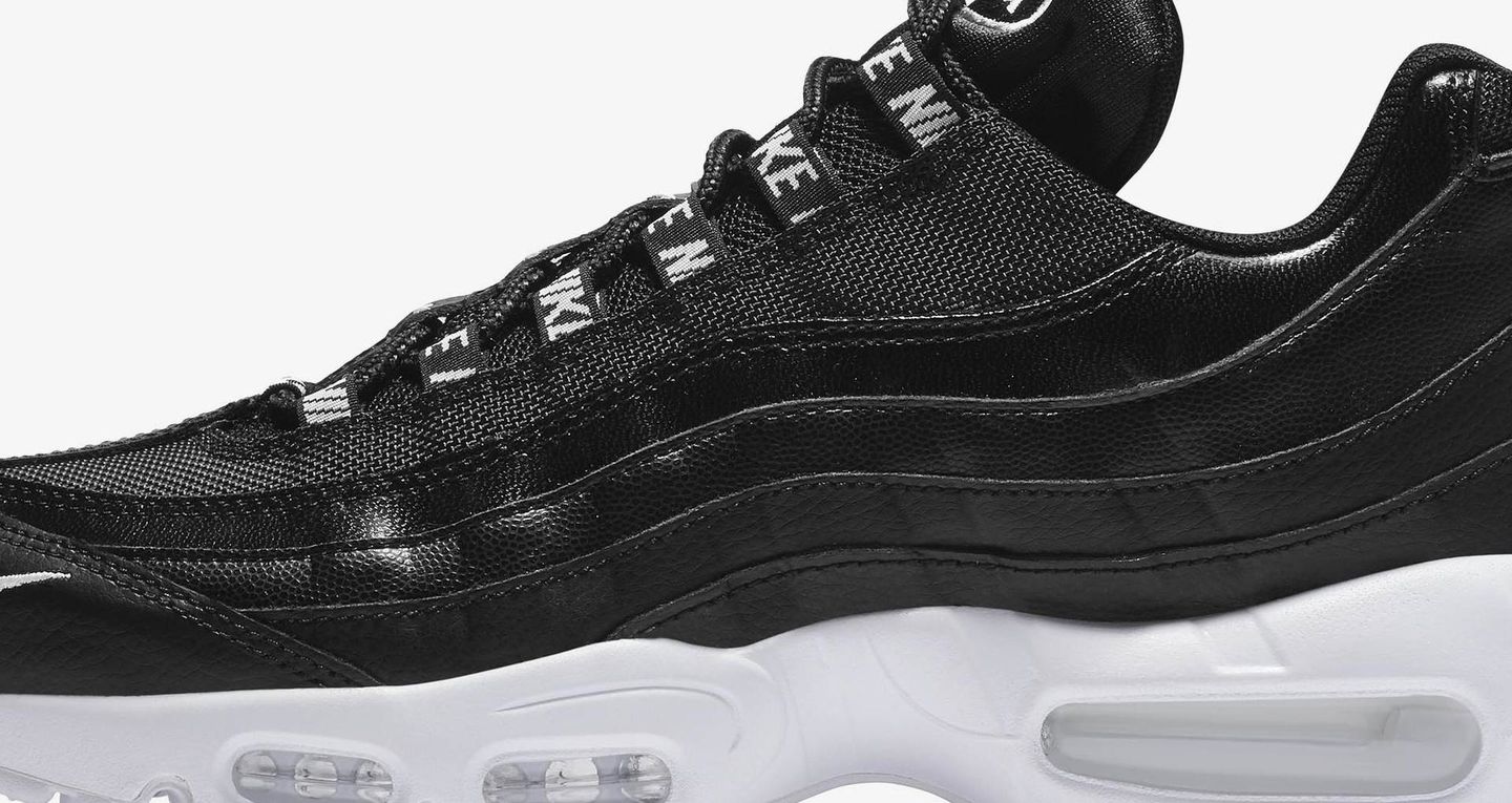 nike air max 95 black white