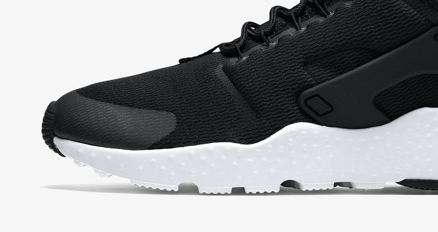 nike huarache black white