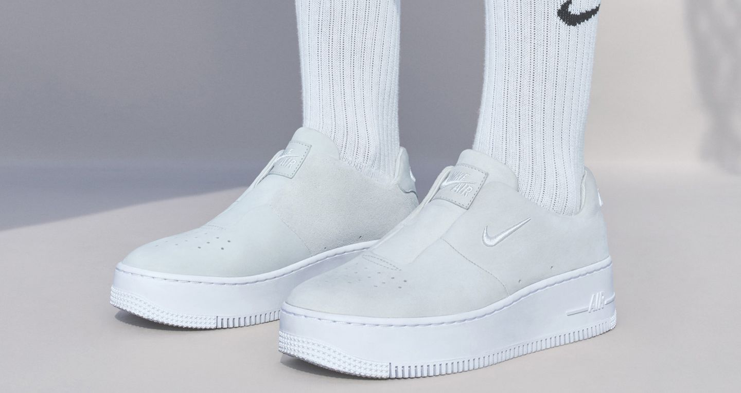 tênis nike air force 1 sage lace xx feminino