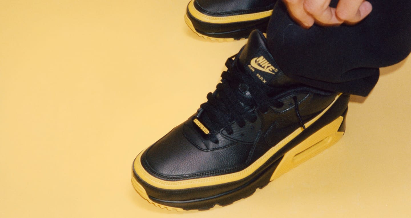 air max 90 black and yellow