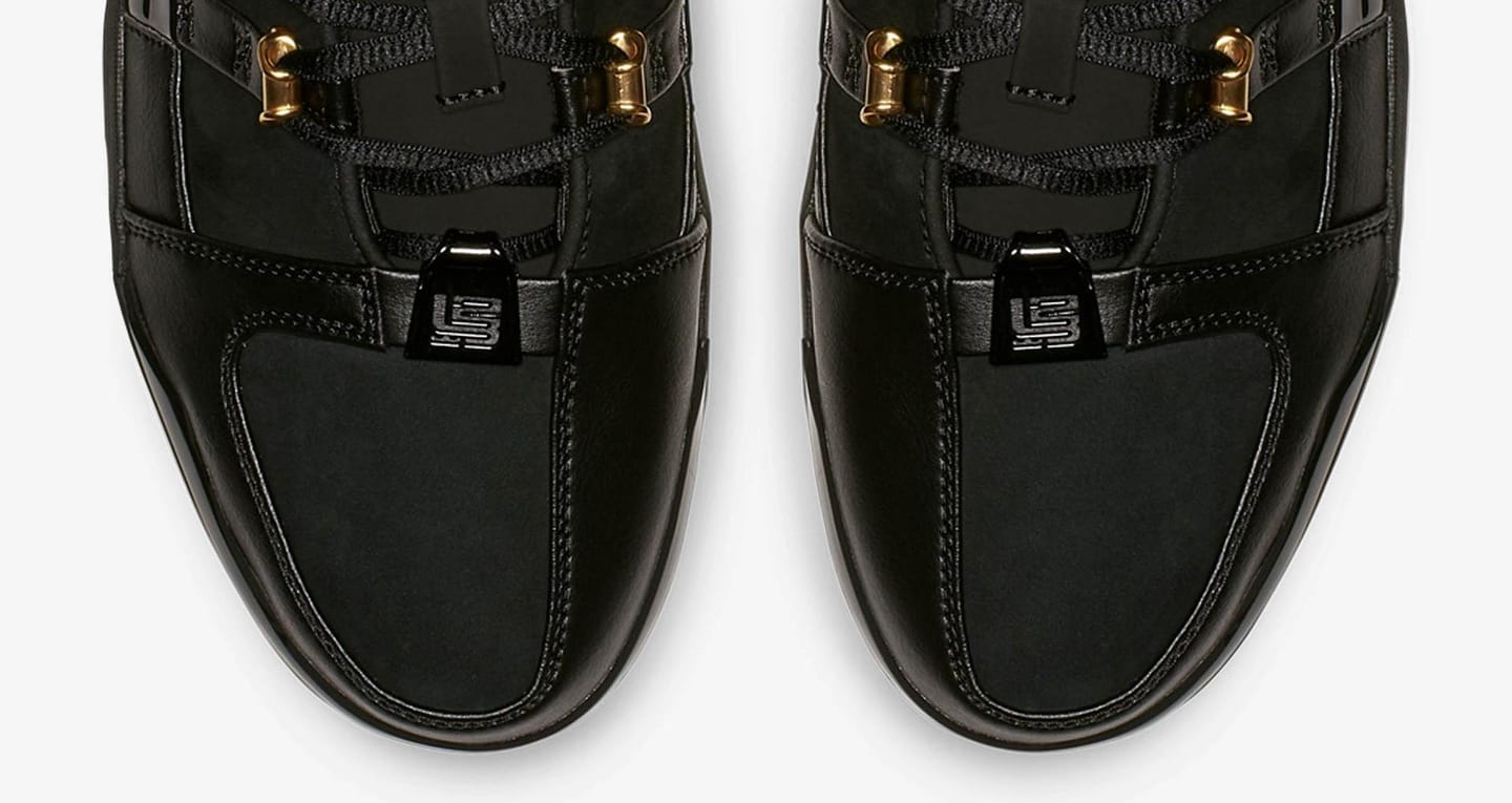 zoom lebron 3 metallic gold