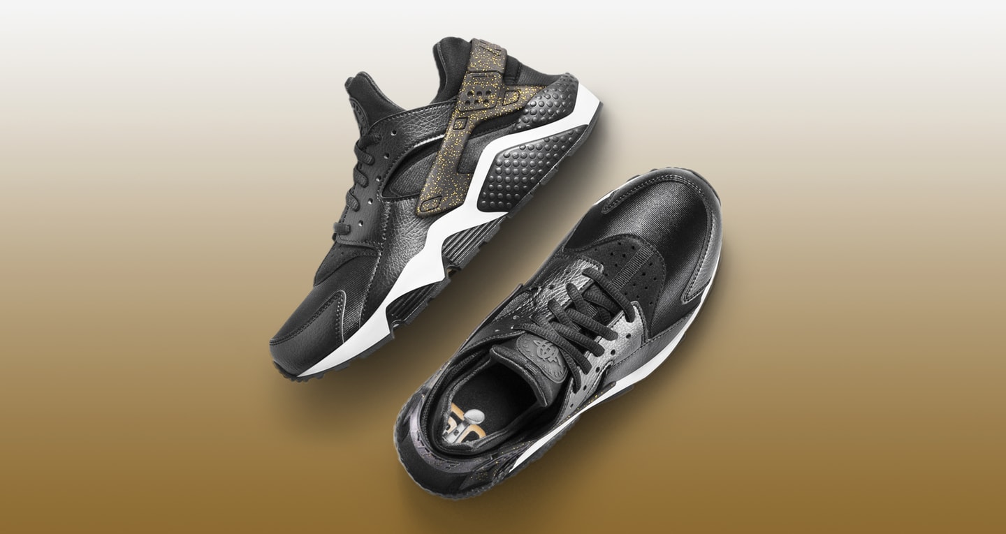 nike huarache black and gold