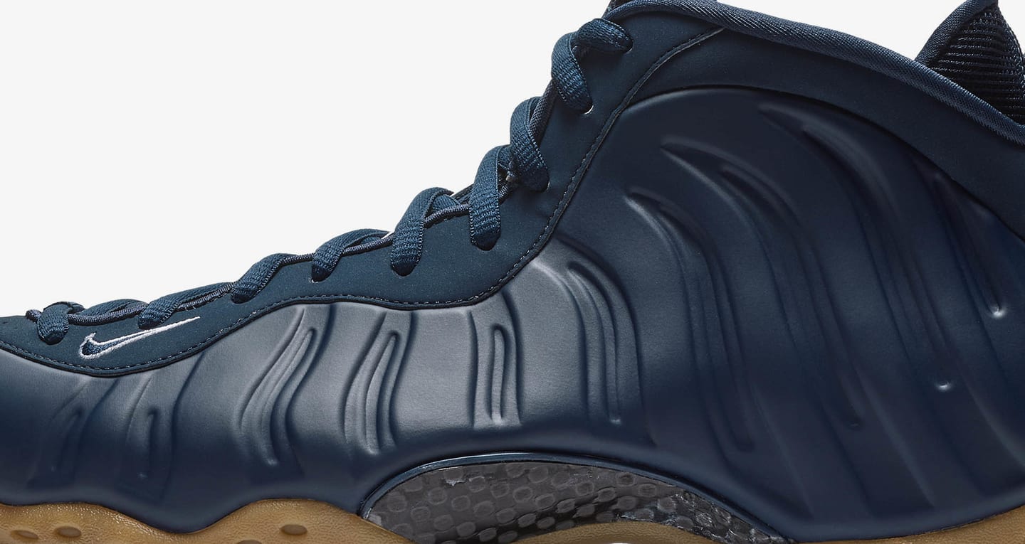 navy blue foamposites