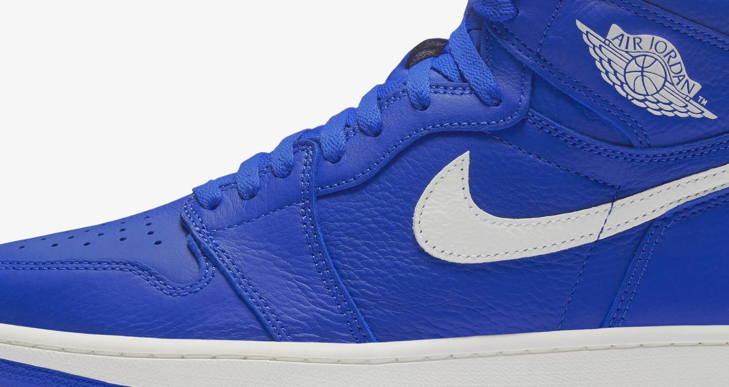 nike air jordan 1 retro high og hyper royal