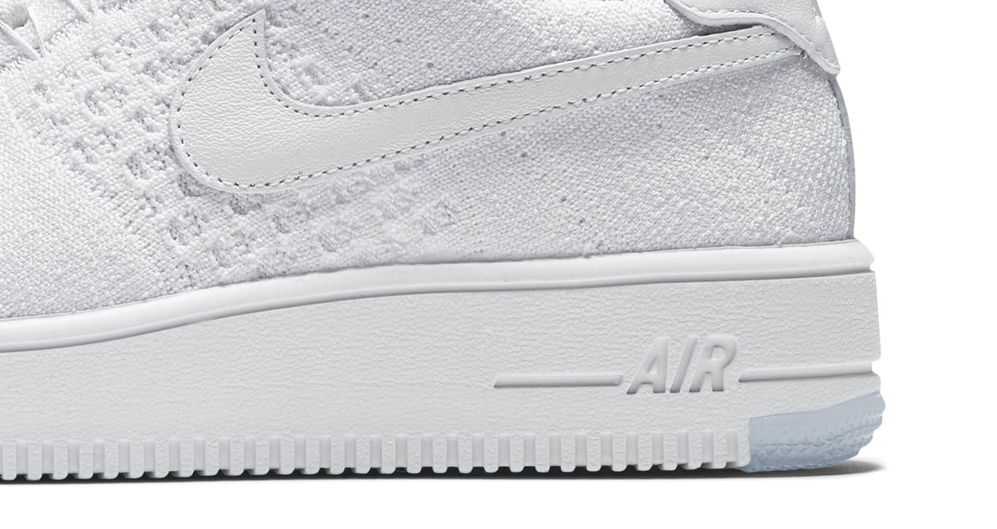 Women's Nike Air Force 1 'Summit White & Metallic Gold Nike WMNS Air Force 1 Flyknit Low White Radiant Emerald