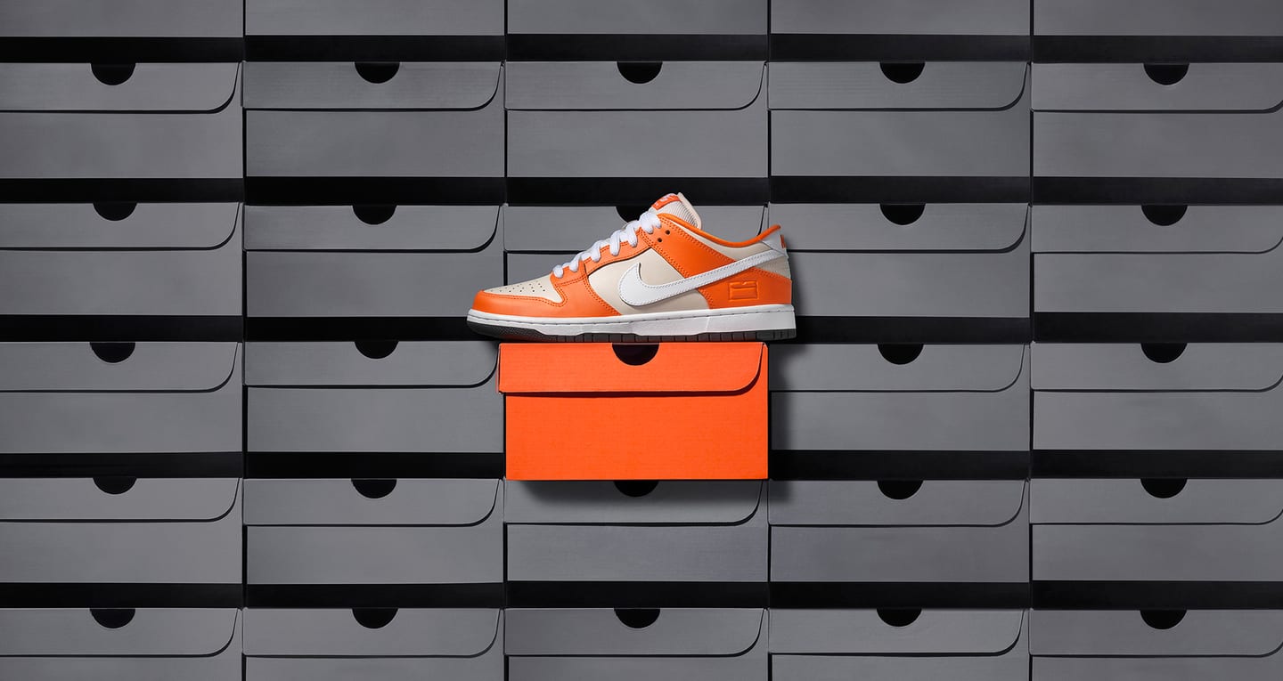 gray and orange nike dunks