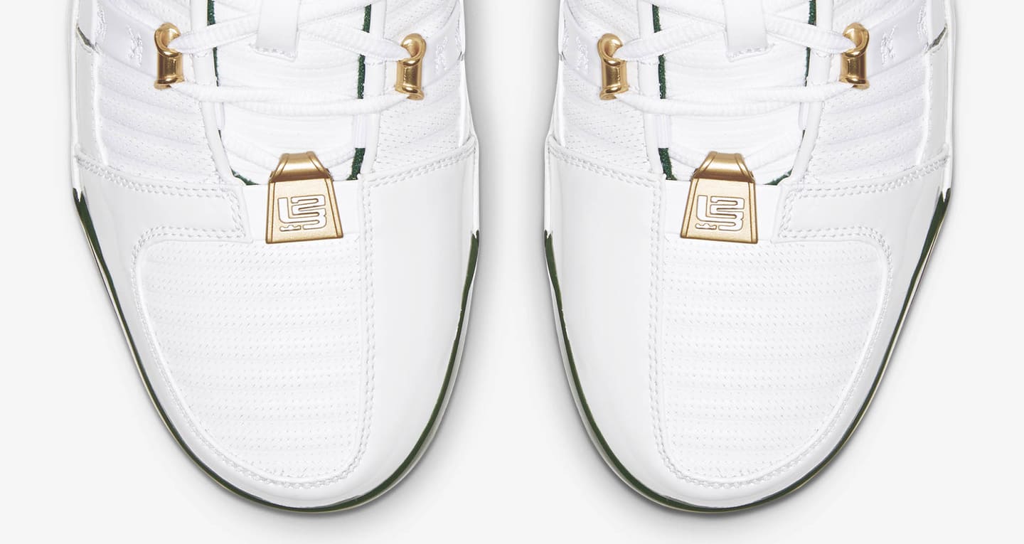 lebron 3 svsm away