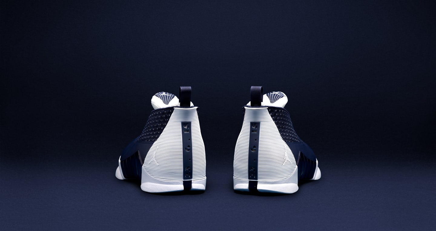 Air Jordan 15 Retro Obsidian Nike Sneakrs Es