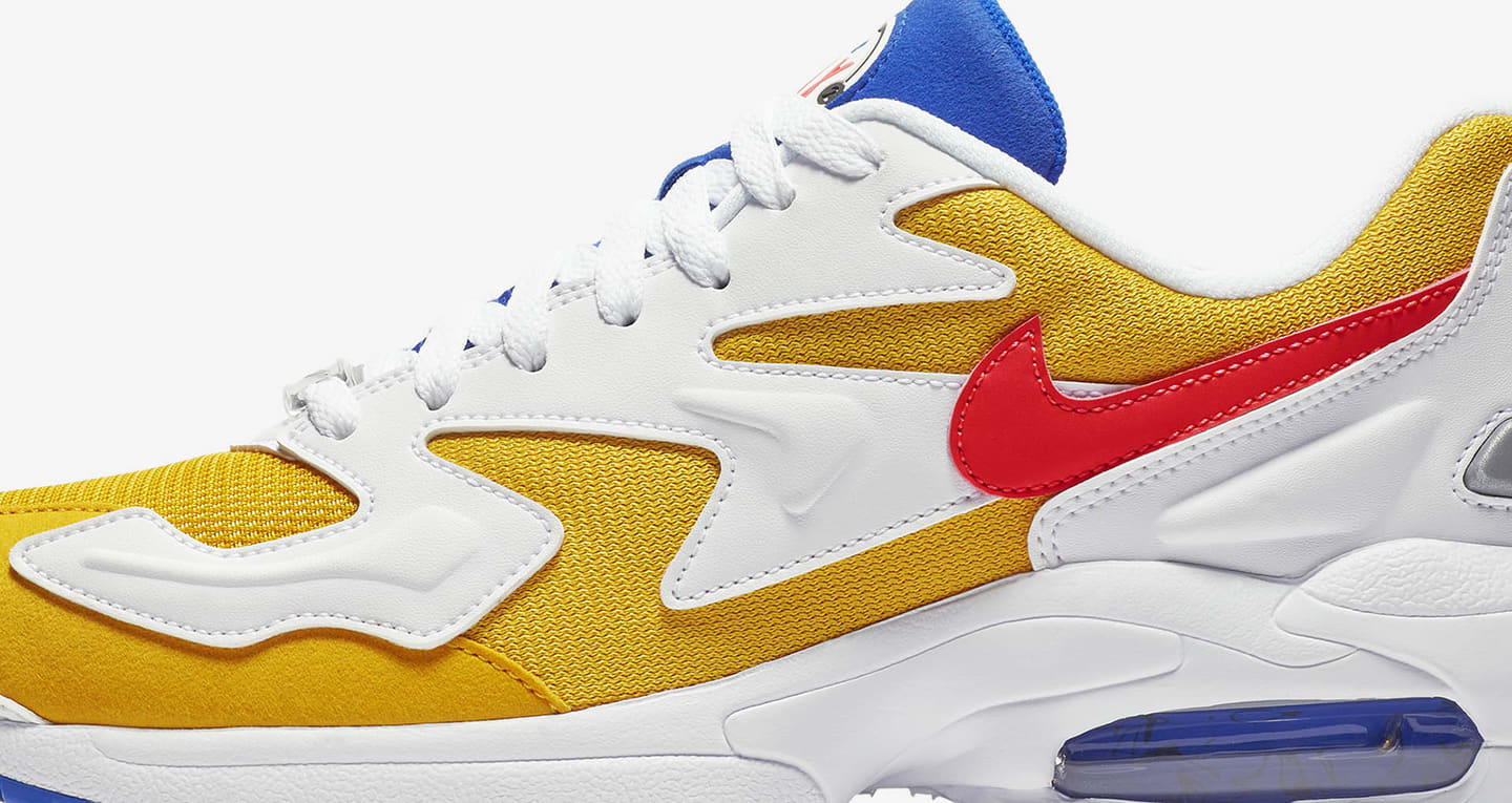 air max2 light university gold flash crimson