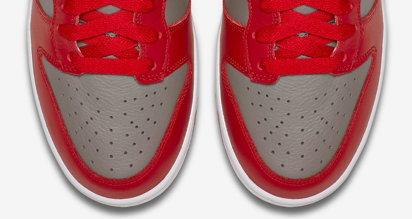 nike dunk unlv