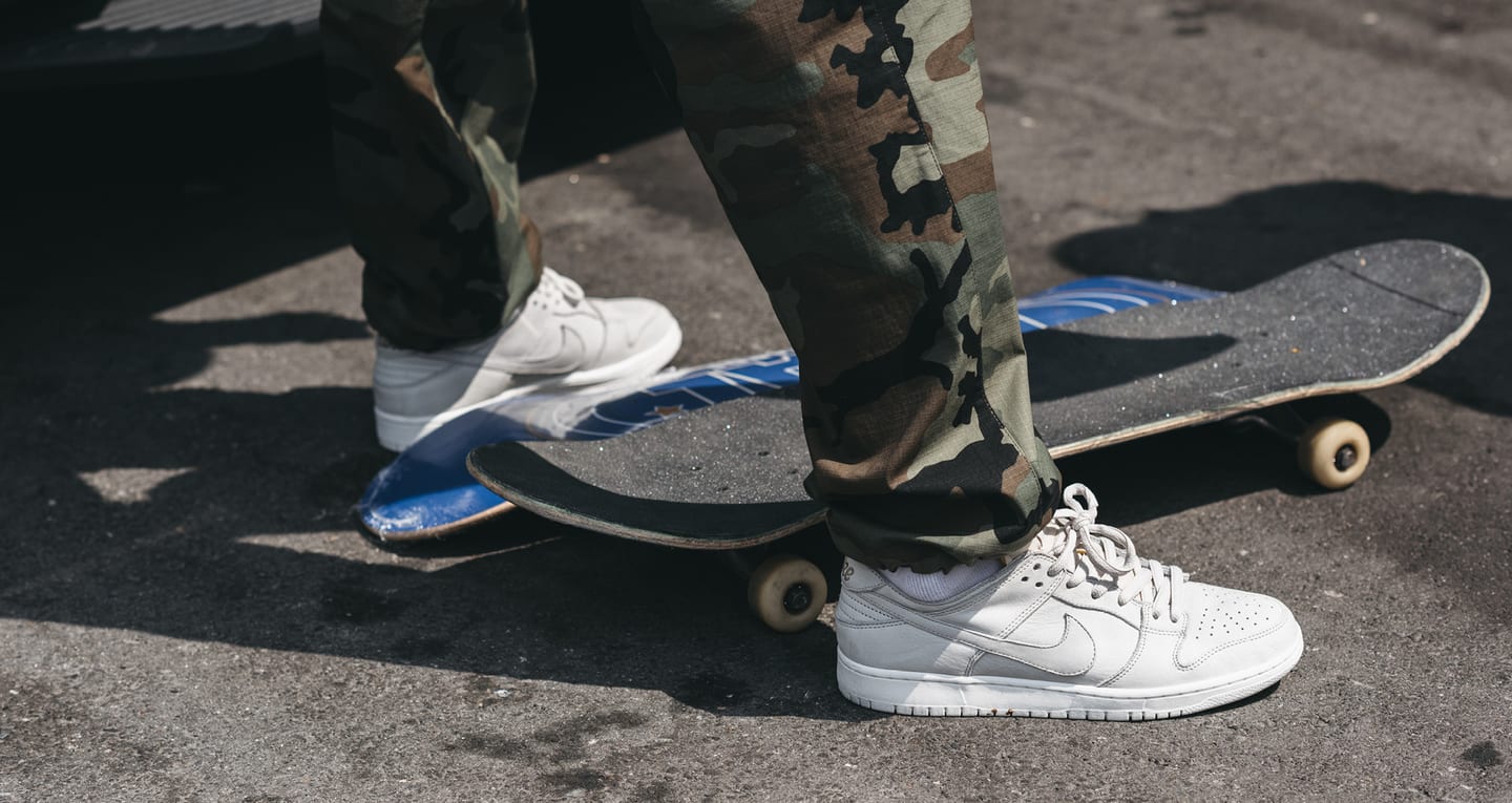 nike sb zoom dunk low pro deconstructed white