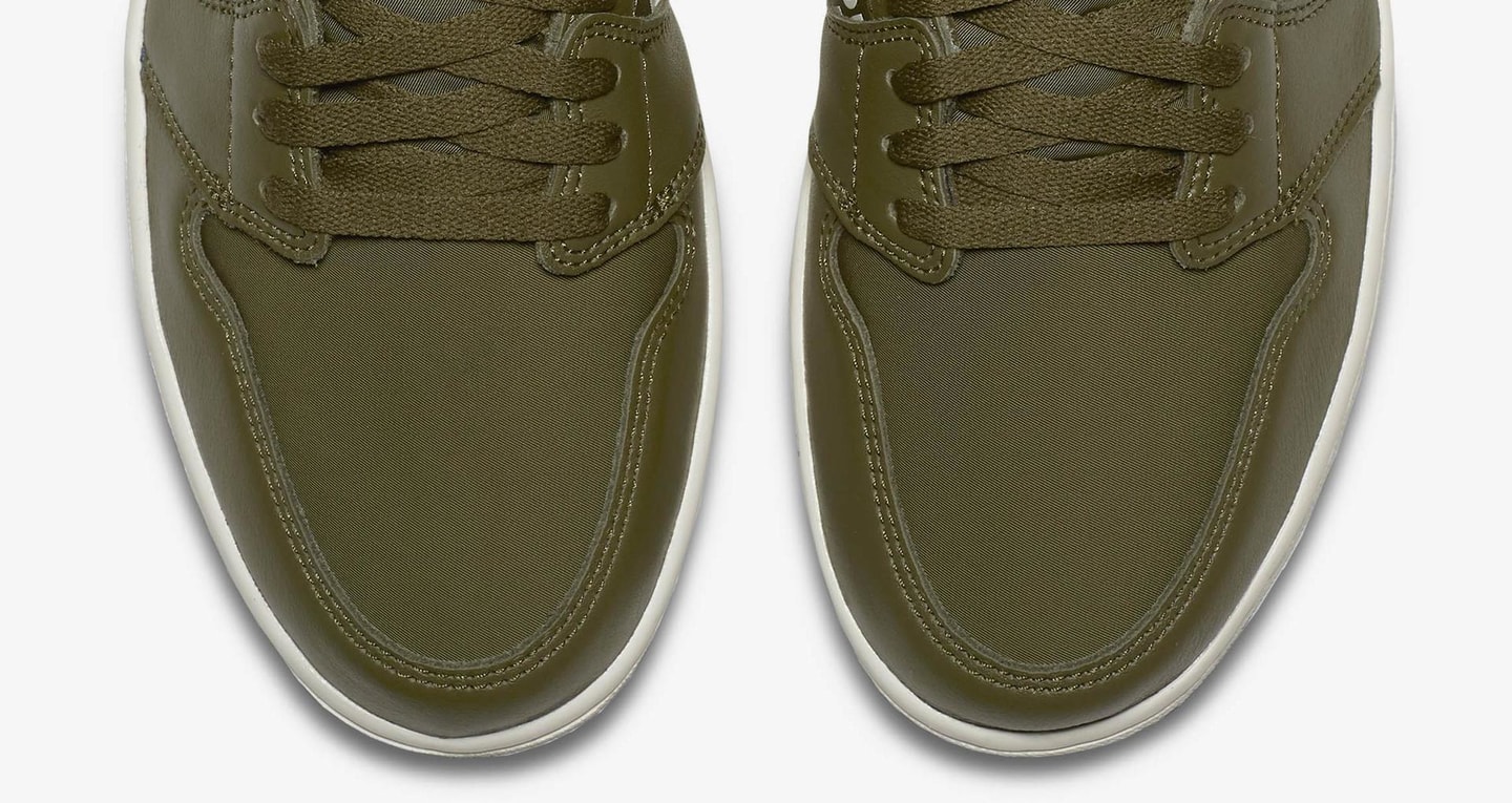 nike sportswear olive canvas