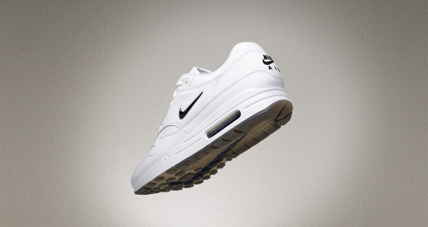 nike air max 1 all white