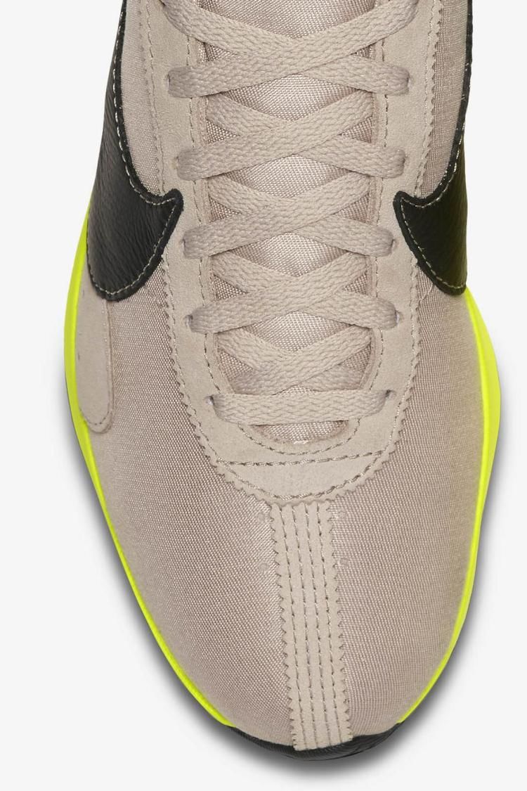 nike moon racer sail