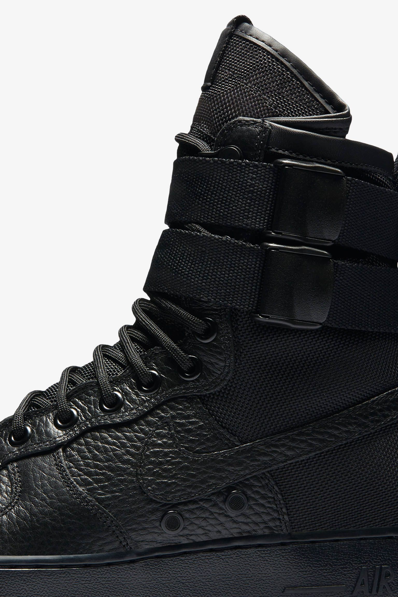 Nike SF AF1 'Black & Gum' Nike SF AF1 'Black & Gum'