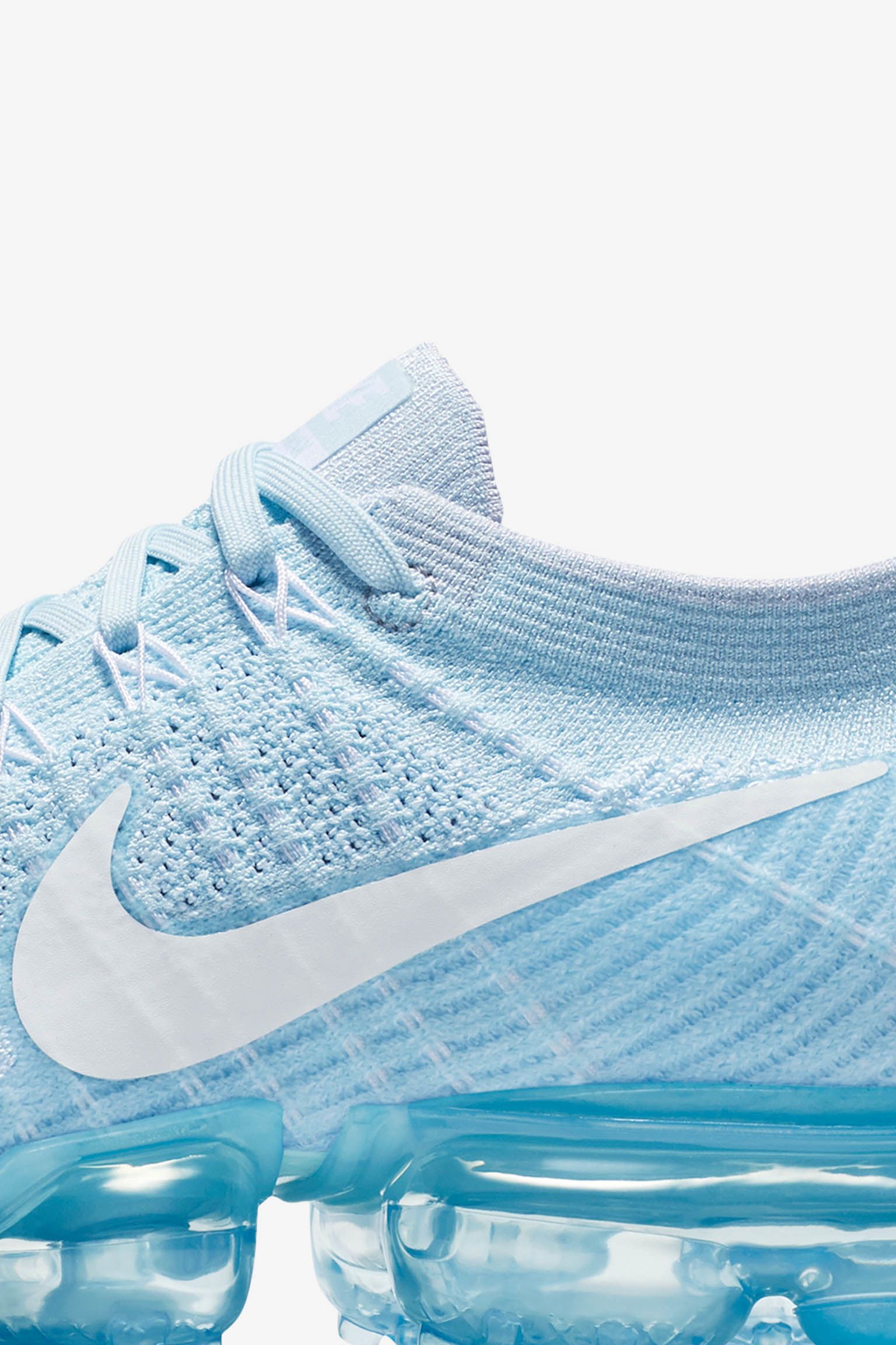 Nike Air VaporMax Flyknit Day to Night 'Glacier Blue' Nike Air VaporMax Flyknit Day to Night 'Glacier Blue'