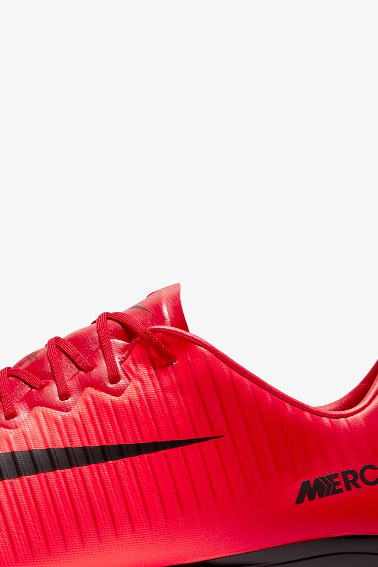 Nike Play Fire Mercurial Vapor XI Nike Play Fire Mercurial Vapor XI