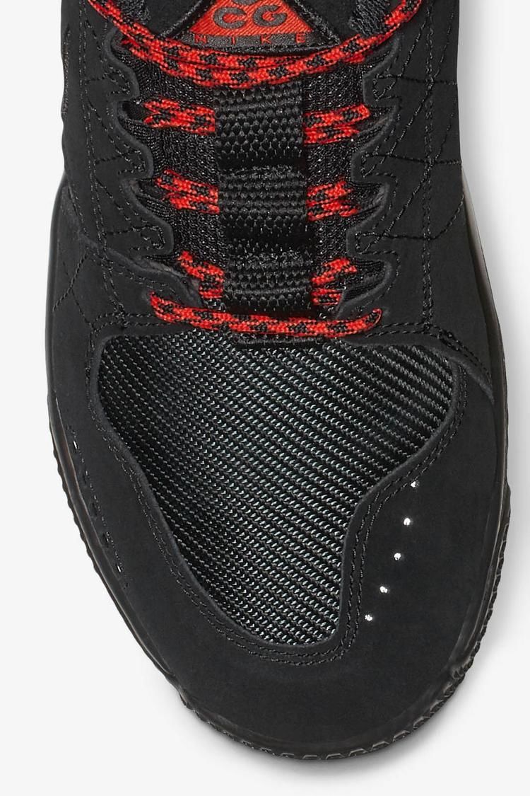 Nike ACG Dog Mountain 'Black & Thunder Grey & Oil Grey' Release Date Nike ACG Dog Mountain 'Black & Thunder Grey & Oil Grey' Release Date