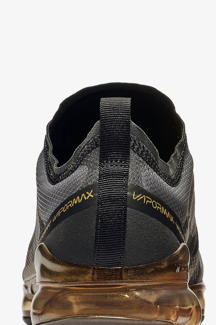 Nike Air Vapormax 2019 'Black & Metallic Gold' Release Date Nike Air Vapormax 2019 'Black & Metallic Gold' Release Date