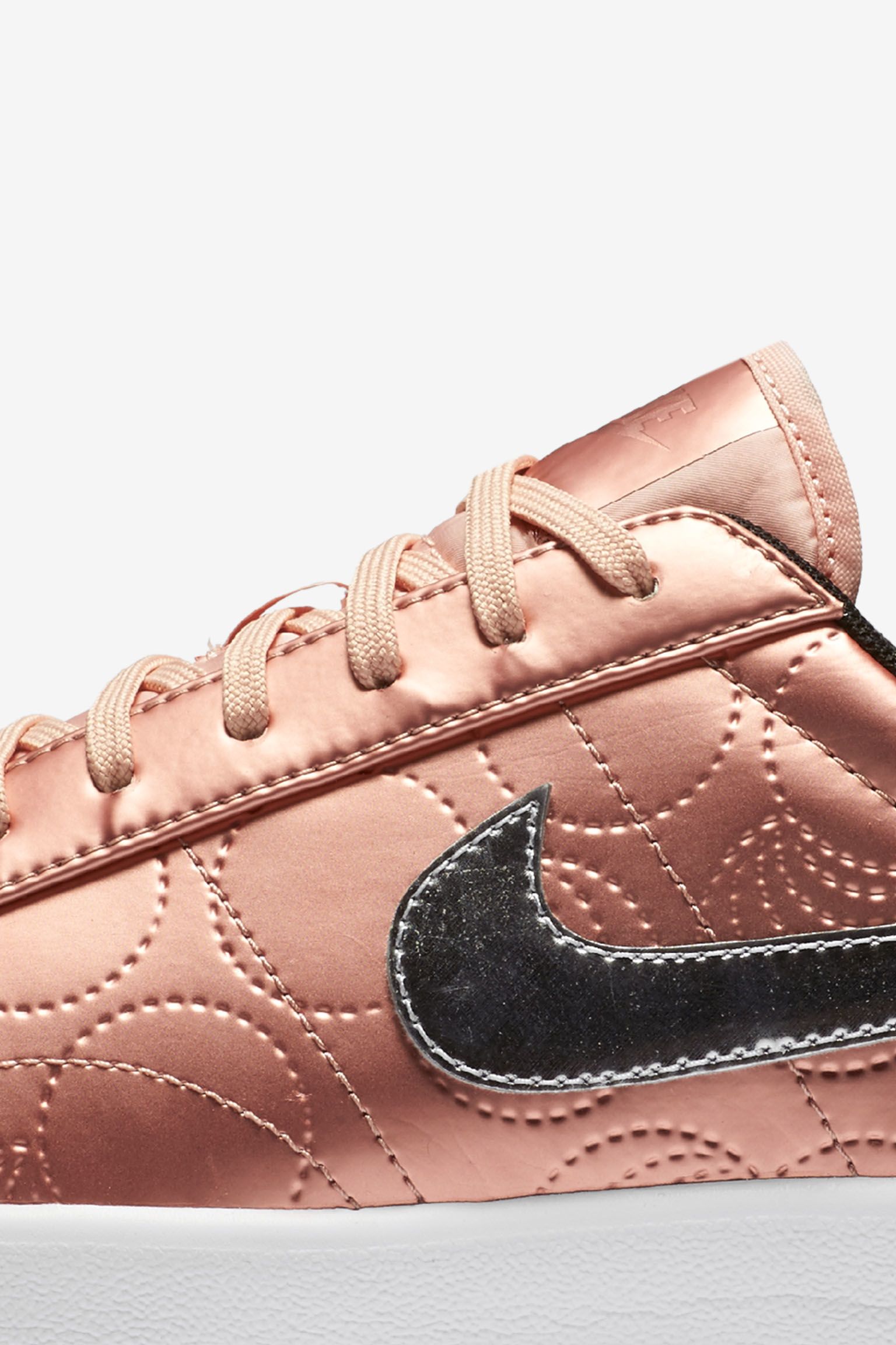 Women's Nike Tennis Classic Ultra 'Paris' Release Date Women's Nike Tennis Classic Ultra 'Paris' Release Date