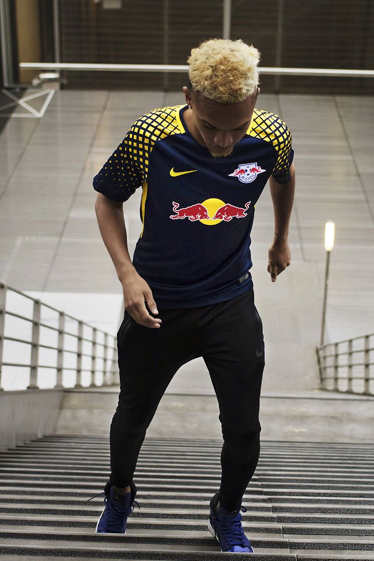 Red Bull Leipzig2017/18 HomeKit Red Bull Leipzig2017/18 HomeKit