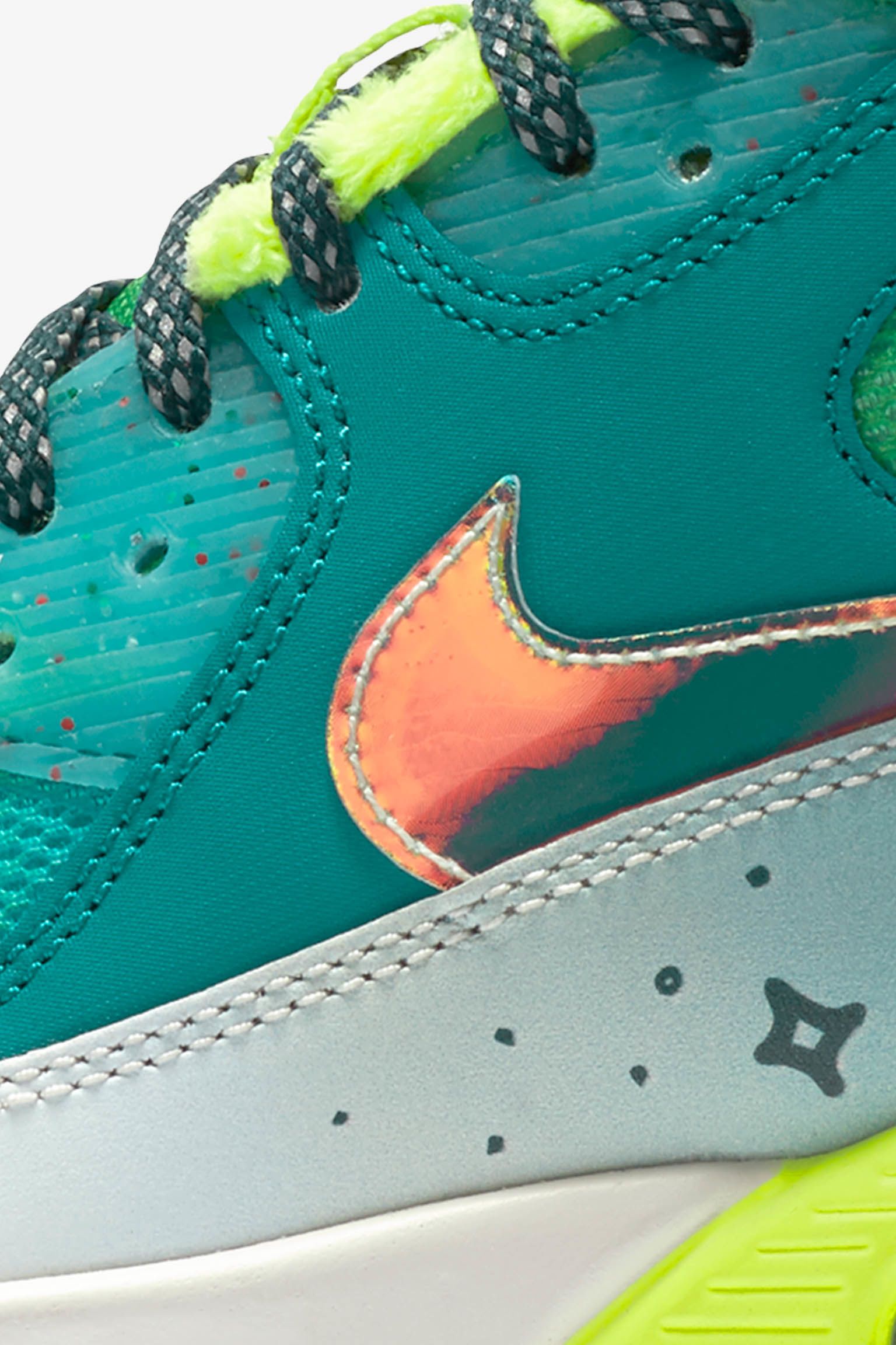 Women's Nike Air Max 90 Premium Doernbecher 'Green & Volt' Women's Nike Air Max 90 Premium Doernbecher 'Green & Volt'