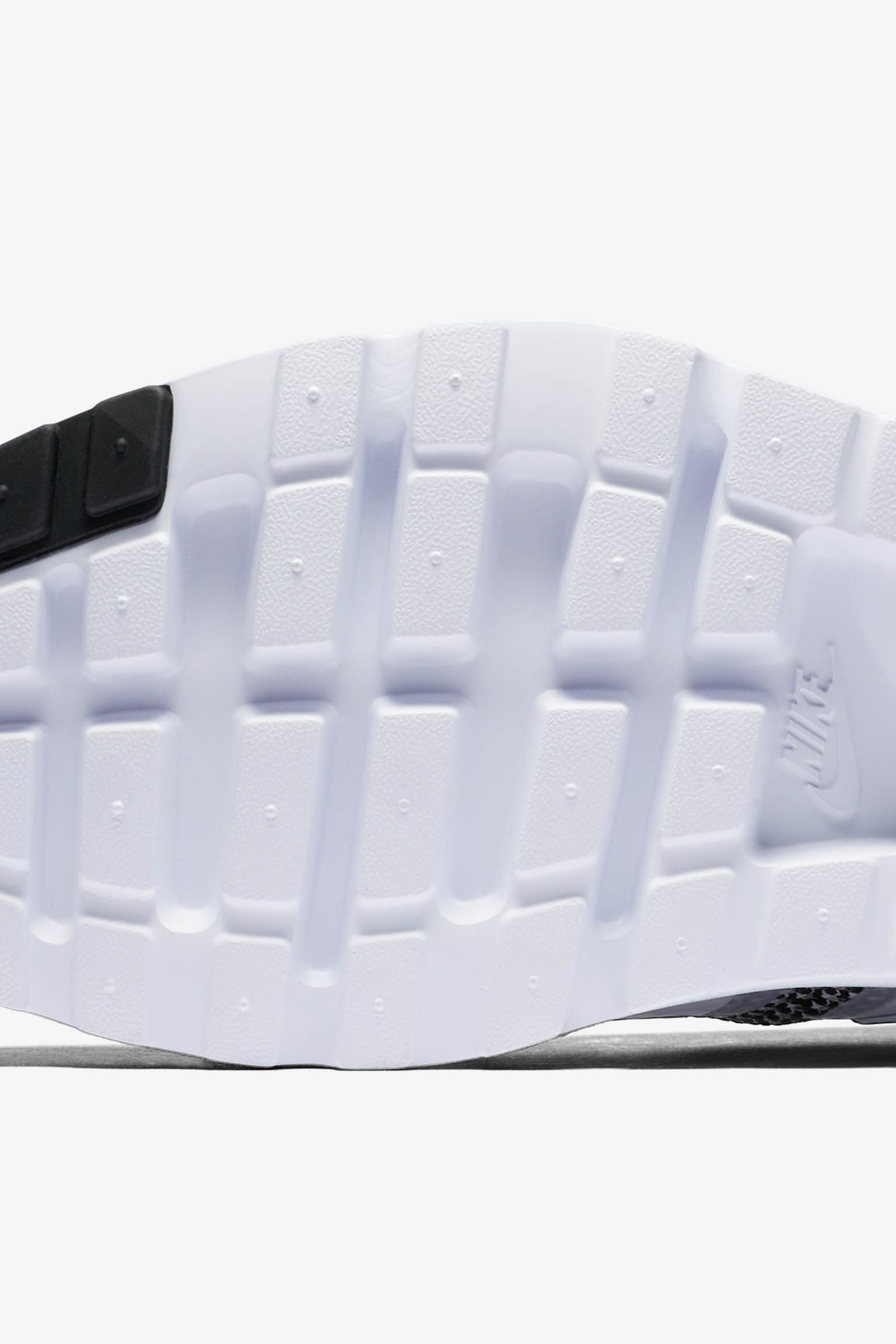 Nike Air Max Zero 'Wolf Grey & Black' Nike Air Max Zero 'Wolf Grey & Black'