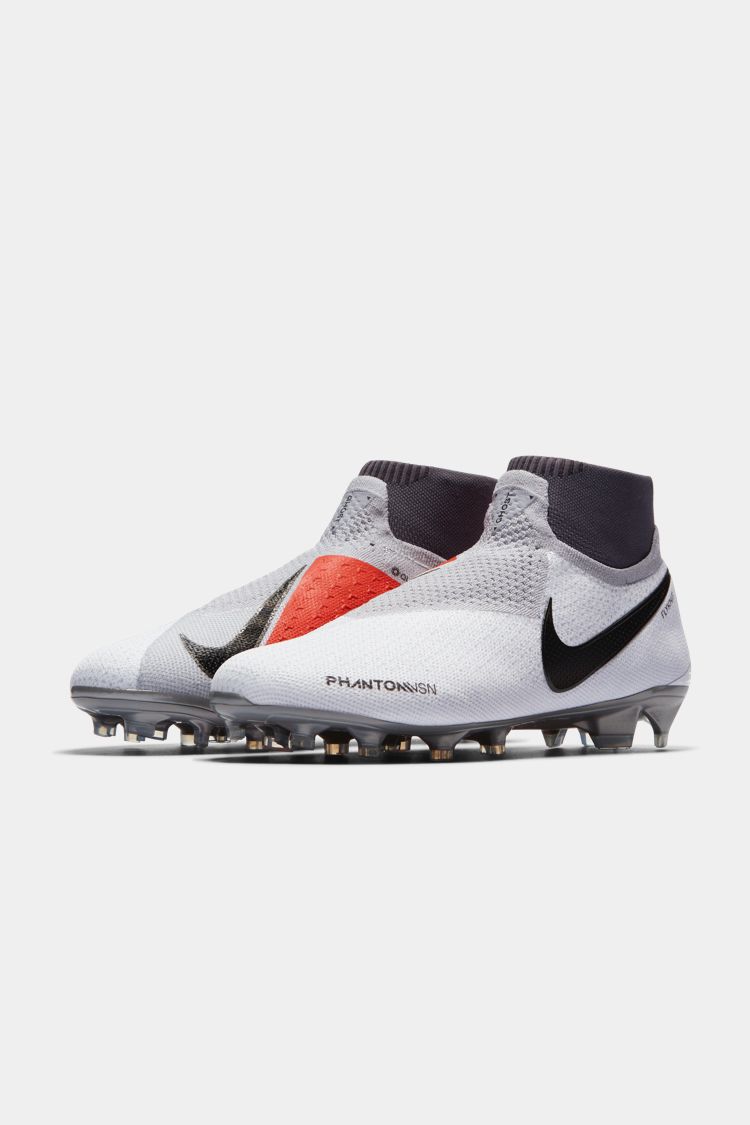 Hear Coutinho’s thoughts on Nike Football’s latest drop. Hear Coutinho’s thoughts on Nike Football’s latest drop.