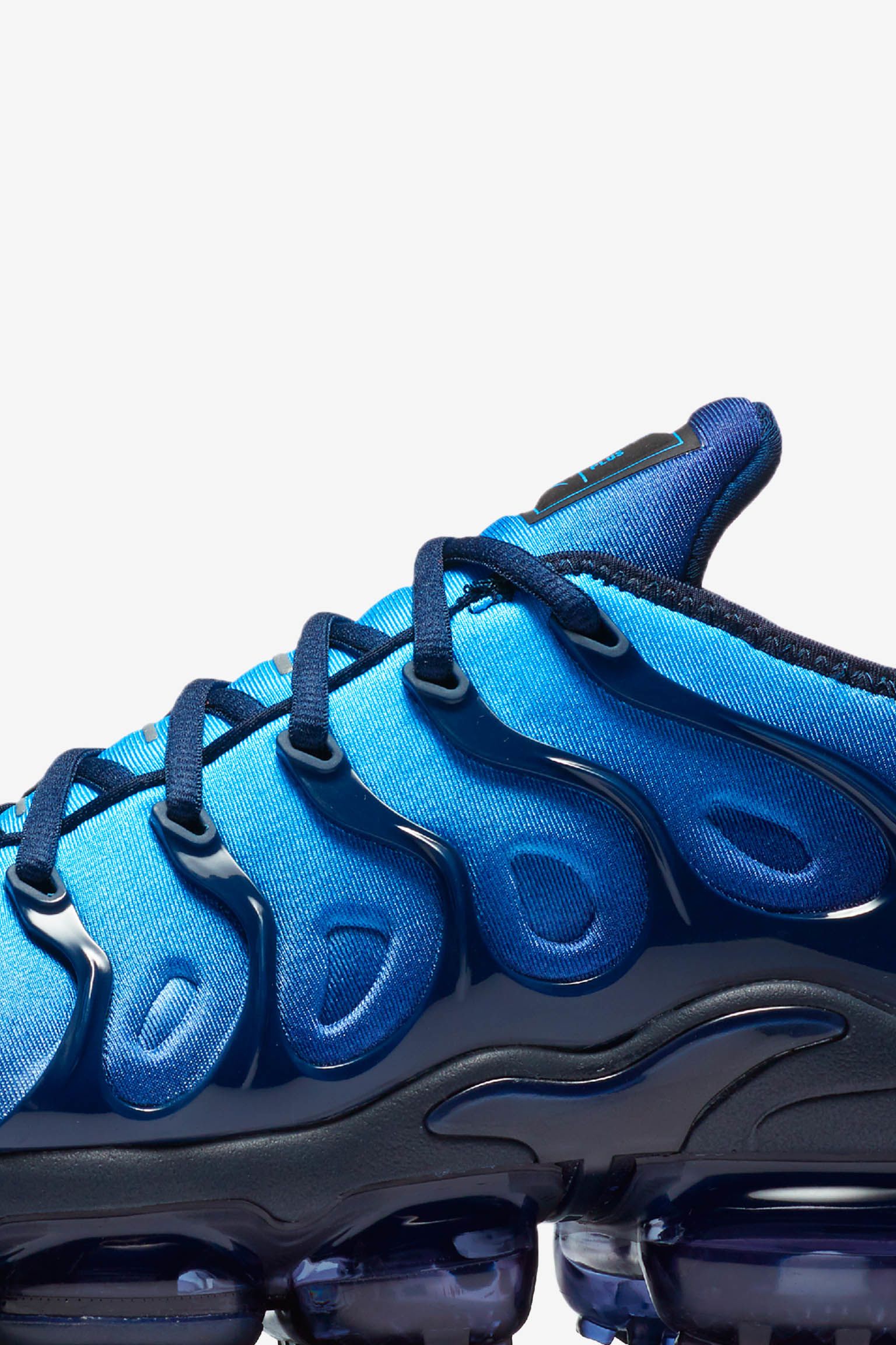 Nike Air Vapormax Plus 'Obsidian & Photo Blue' Release ...
