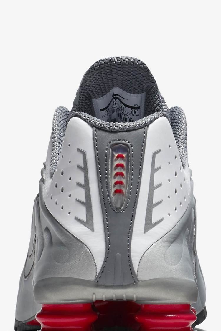 Nike Shox R4 'White & Comet Red & Metallic Silver' Release Date Nike Shox R4 'White & Comet Red & Metallic Silver' Release Date
