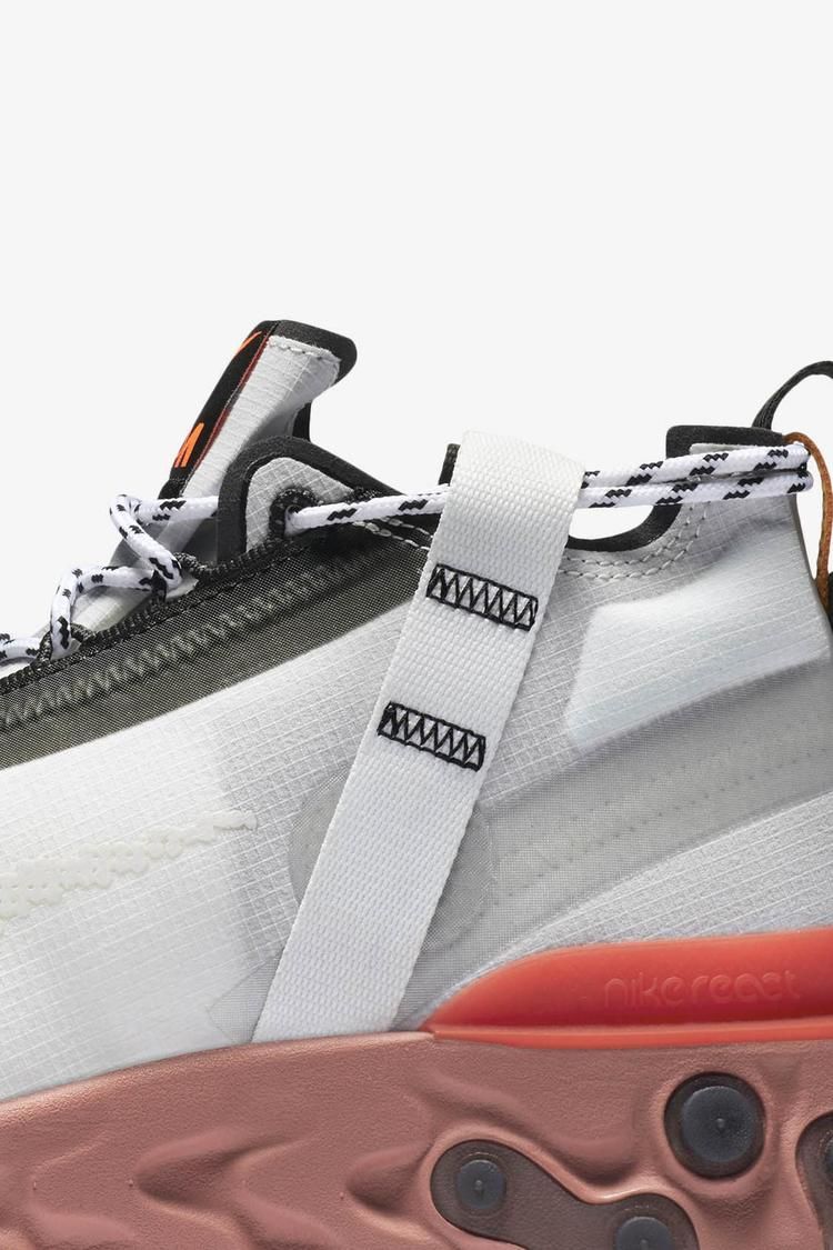 nike react runner mid wr ispa white light crimson
