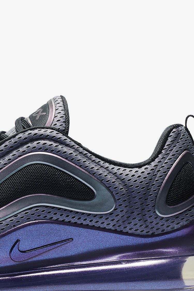 Nike Air Max 720 'Metallic Silver & Black' Release Date Nike Air Max 720 'Metallic Silver & Black' Release Date
