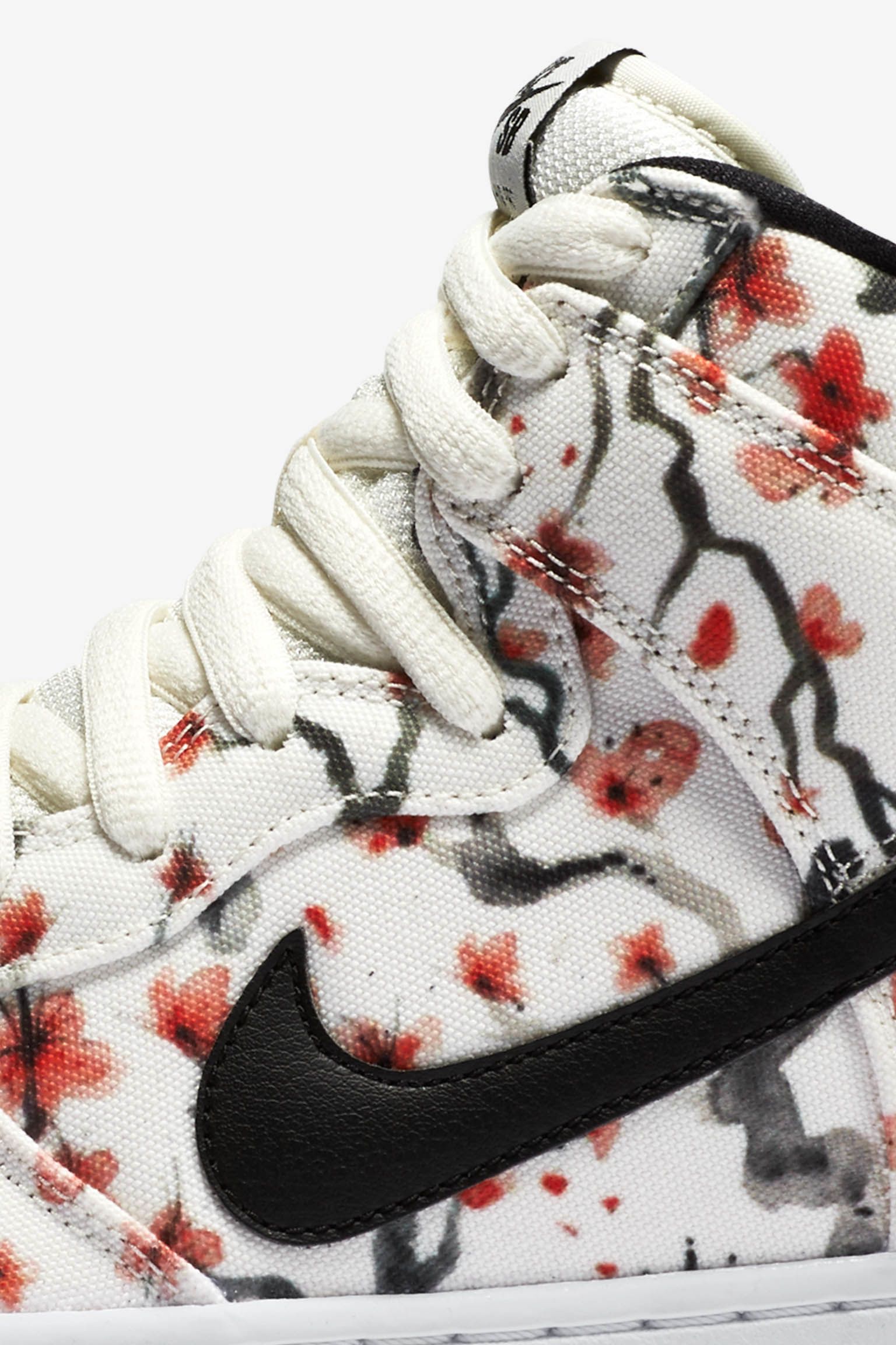 Nike Dunk High Pro SB 'Cherry Blossom'. Nike⁠+ SNKRS
