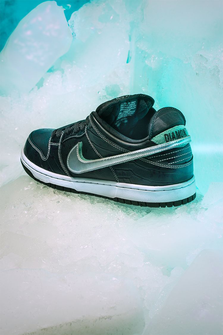 Behind The Design: SB Dunk Low 'Diamond' Behind The Design: SB Dunk Low 'Diamond'