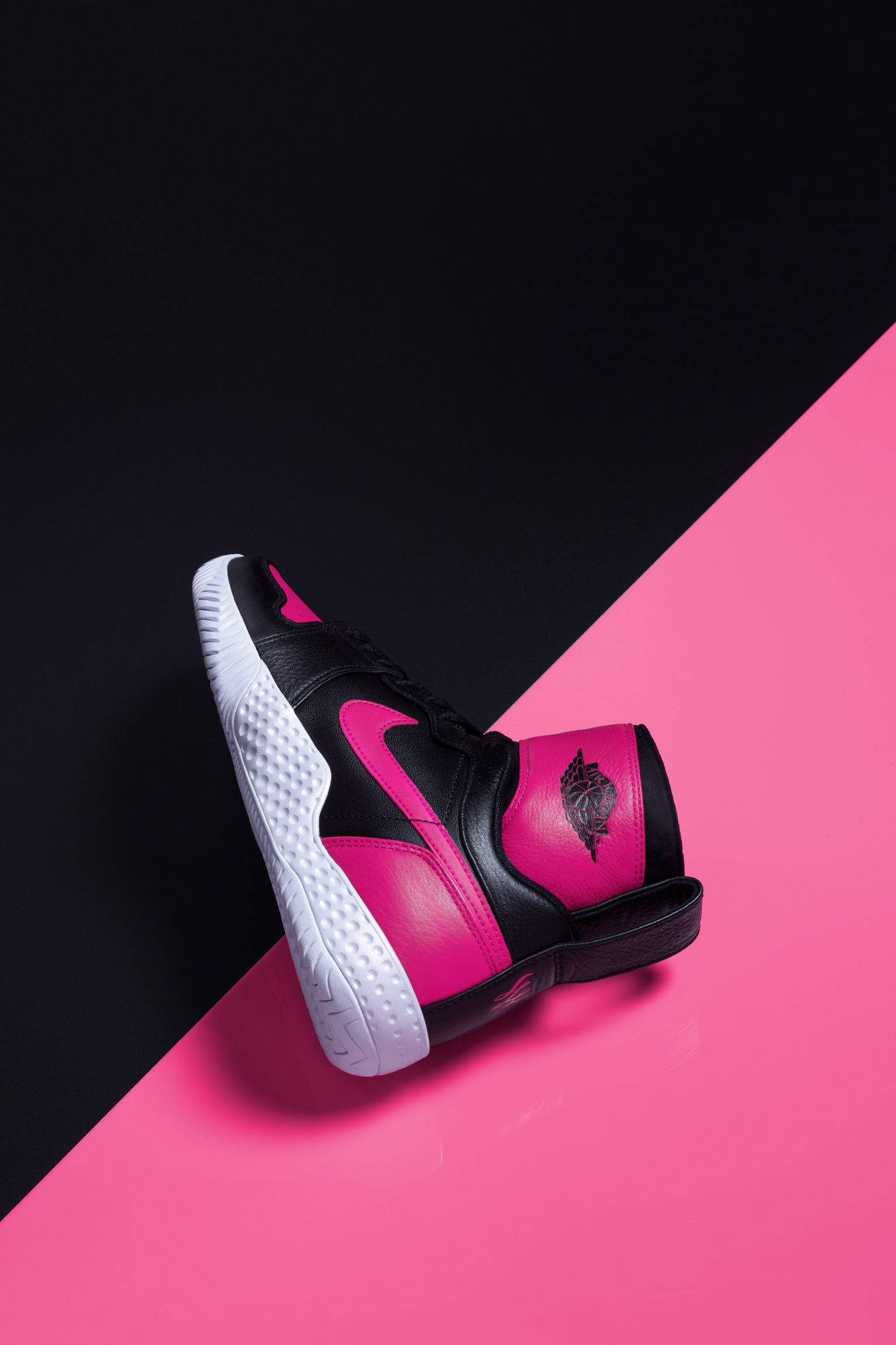 Women's NikeCourt Flare AJ1 'Black & Hyper Pink' Women's NikeCourt Flare AJ1 'Black & Hyper Pink'