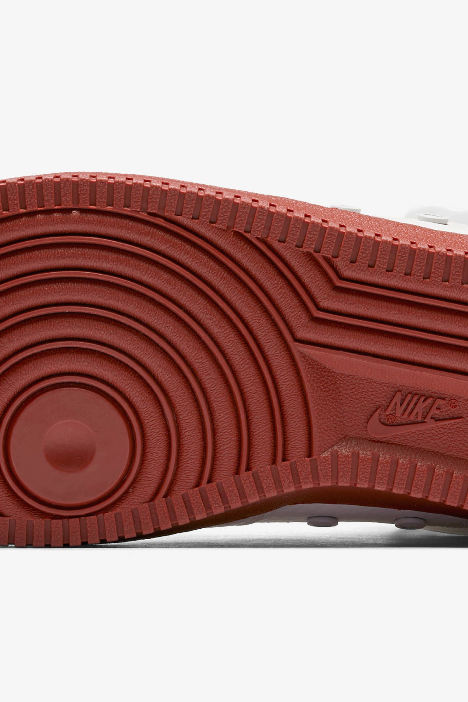 Nike SF AF-1 Mid 'Ivory & Mars Stone' Release Date Nike SF AF-1 Mid 'Ivory & Mars Stone' Release Date