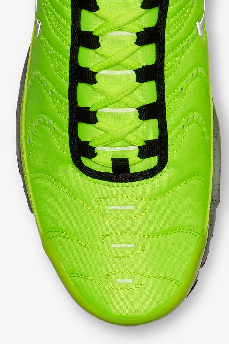 Nike Air Max Plus Premium 'Full Volt & Matte Silver' Release Date Nike Air Max Plus Premium 'Full Volt & Matte Silver' Release Date