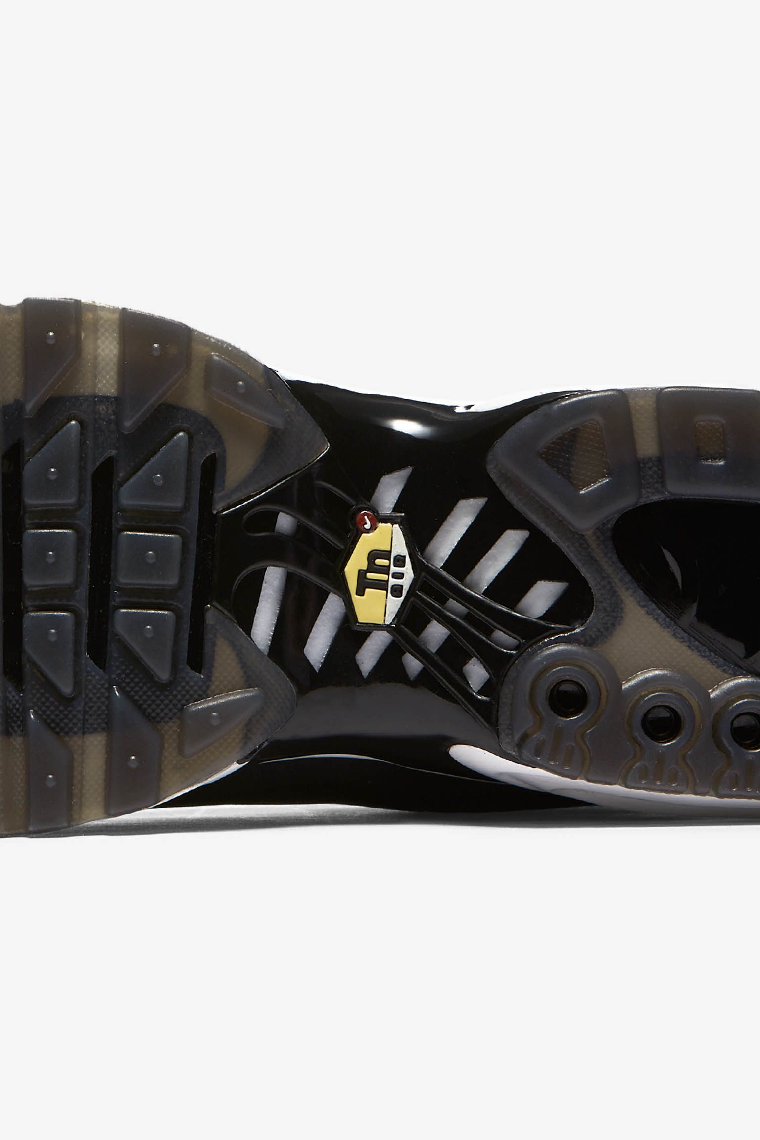 Nike Air Max Plus Big Logo 'Black & White' Release Date Nike Air Max Plus Big Logo 'Black & White' Release Date